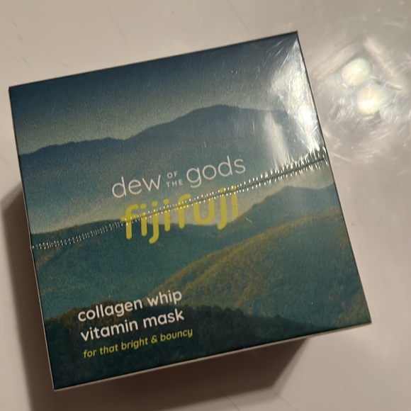 NEW! Dew of the Gods fijifuji Collagen Whip Vitamin Mask - Picture 5 of 5
